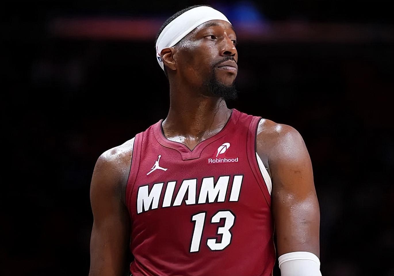 开云在线-32分10助！三分球8中8！历史首人！CBA弃将创造NBA奇迹